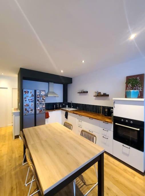 T4 Renove, Clim, Internet & Netflix, Tout Confort Marseille Exterior photo